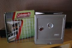Coleman Campstove Oven - Faltmechanismus 1